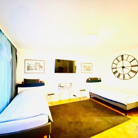 Welcome To Messe!-Two-Bedroom Apartment&Balcony Hanovra Exterior foto