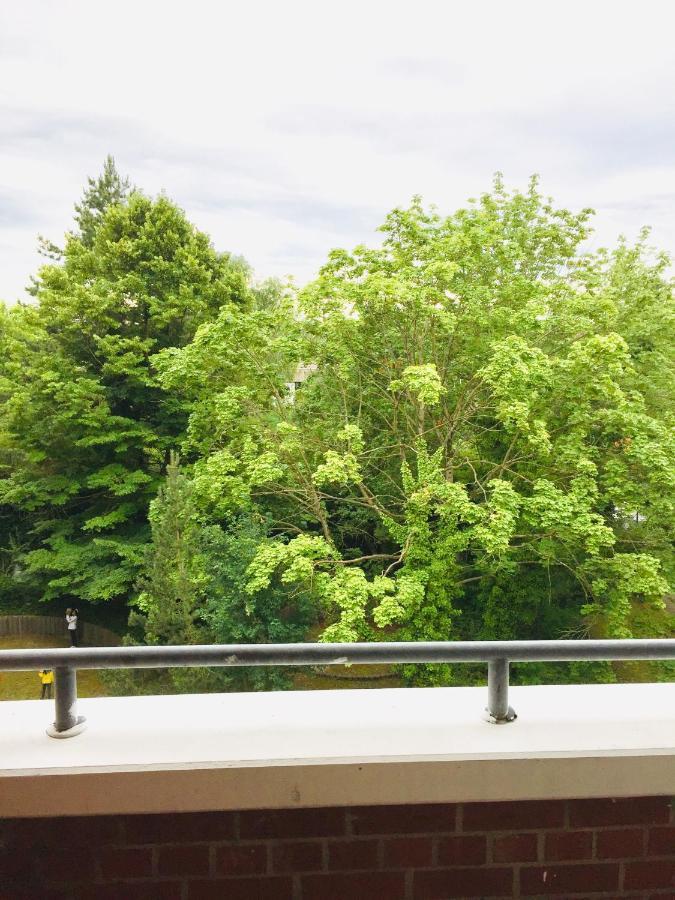 Welcome To Messe!-Two-Bedroom Apartment&Balcony Hanovra Exterior foto